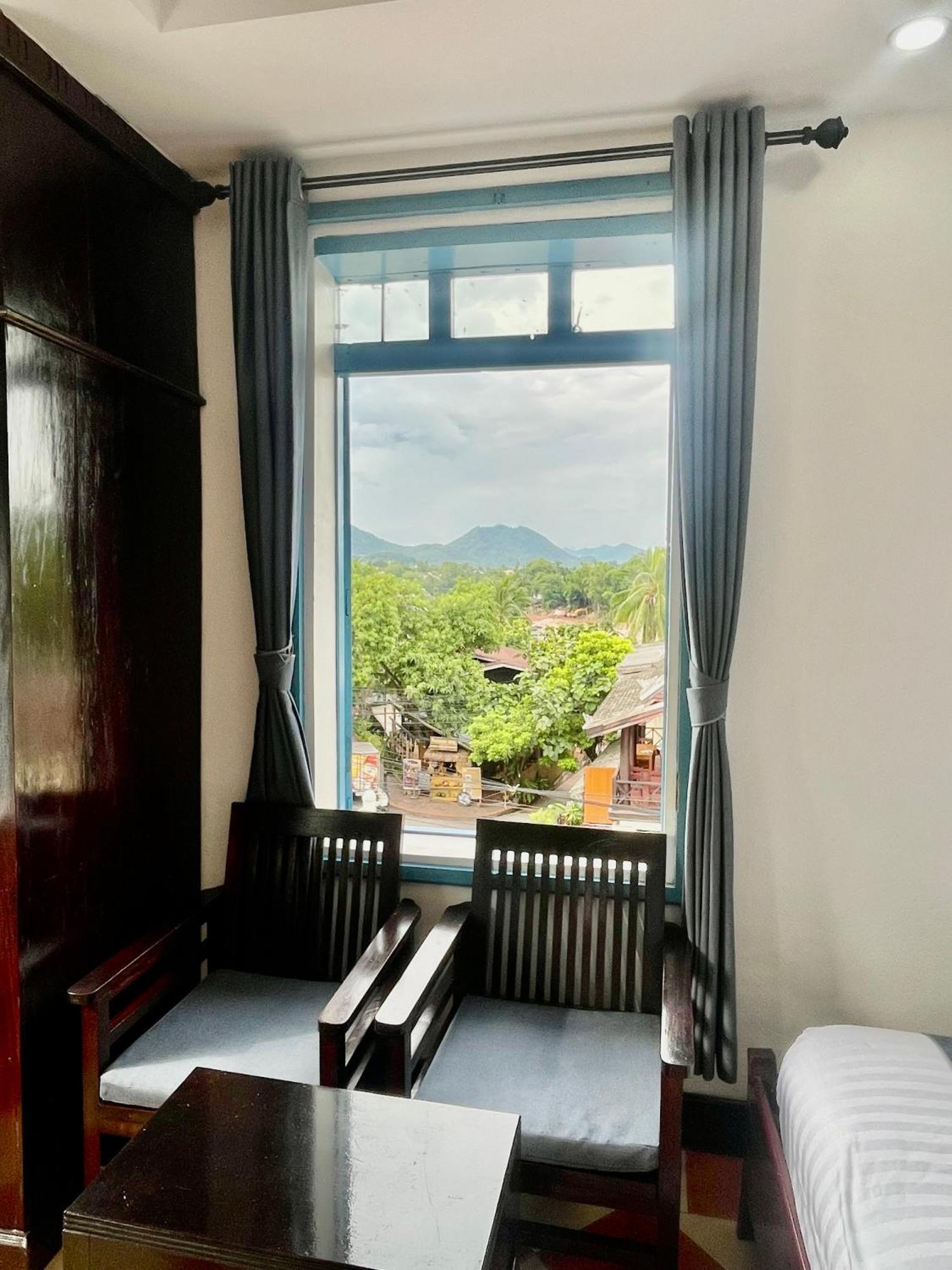 Villa Merry Lao Ban Aphay Луанг Прабанг Екстериор снимка