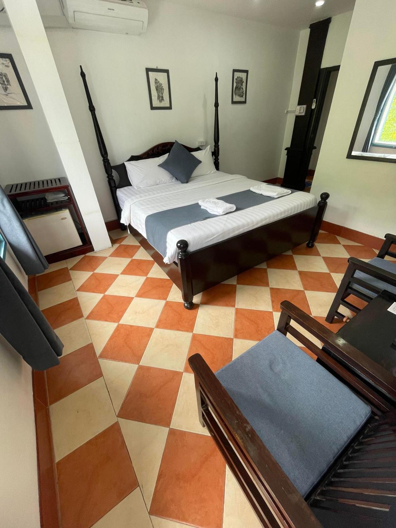 Villa Merry Lao Ban Aphay Луанг Прабанг Екстериор снимка